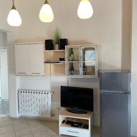Apartment Gordana Вир Екстер'єр фото